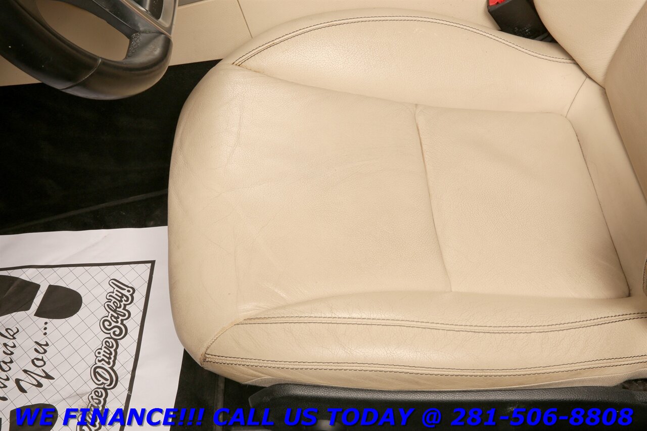 2012 Mercedes-Benz 2012 SLK250 NAV HEATSEAT HARMAN 17 "ALLOYS - Photo 13 - Houston, TX 77031