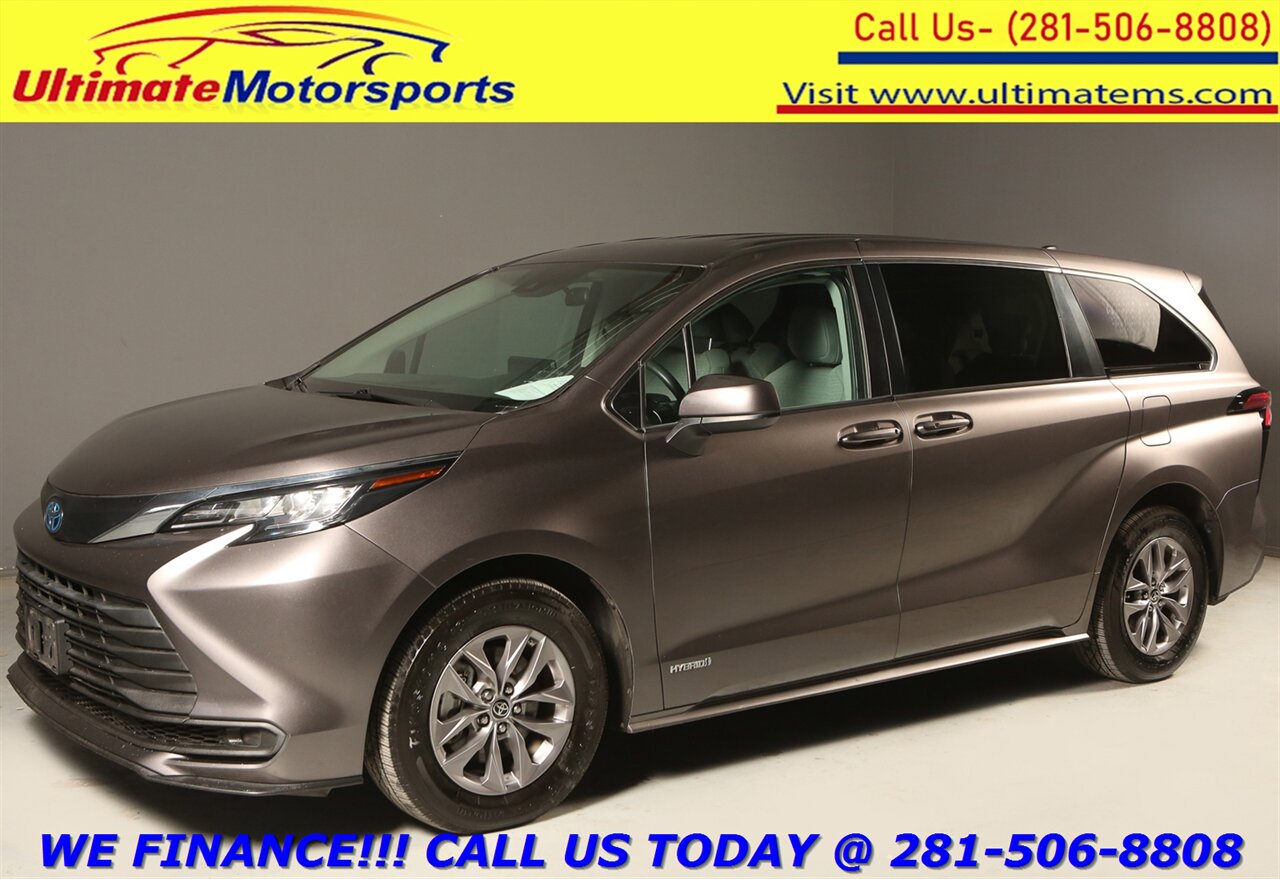 2021 Toyota Sienna 2021 AWD LE HYBRID 8PASS CAMERA BLUETOOTH WOOD 79K   - Photo 1 - Houston, TX 77031