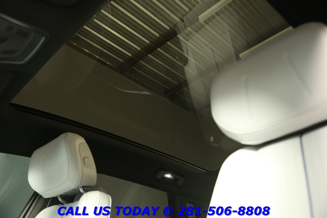 2024 Cadillac LYRIQ 2024 Sport NAV PANO ADAPTDRIVE BLISHEATSEAT 35K Mi - Photo 11 - Houston, TX 77031