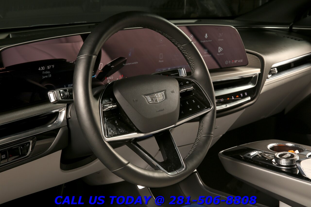 2024 Cadillac LYRIQ 2024 Sport NAV PANO ADAPTDRIVE BLISHEATSEAT 35K Mi - Photo 10 - Houston, TX 77031