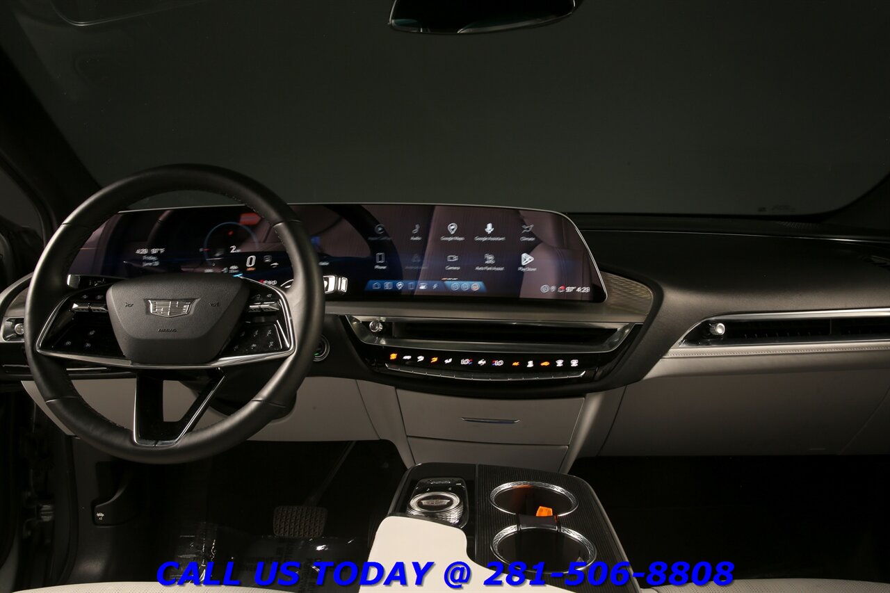 2024 Cadillac LYRIQ 2024 Sport NAV PANO ADAPTDRIVE BLISHEATSEAT 35K Mi - Photo 3 - Houston, TX 77031