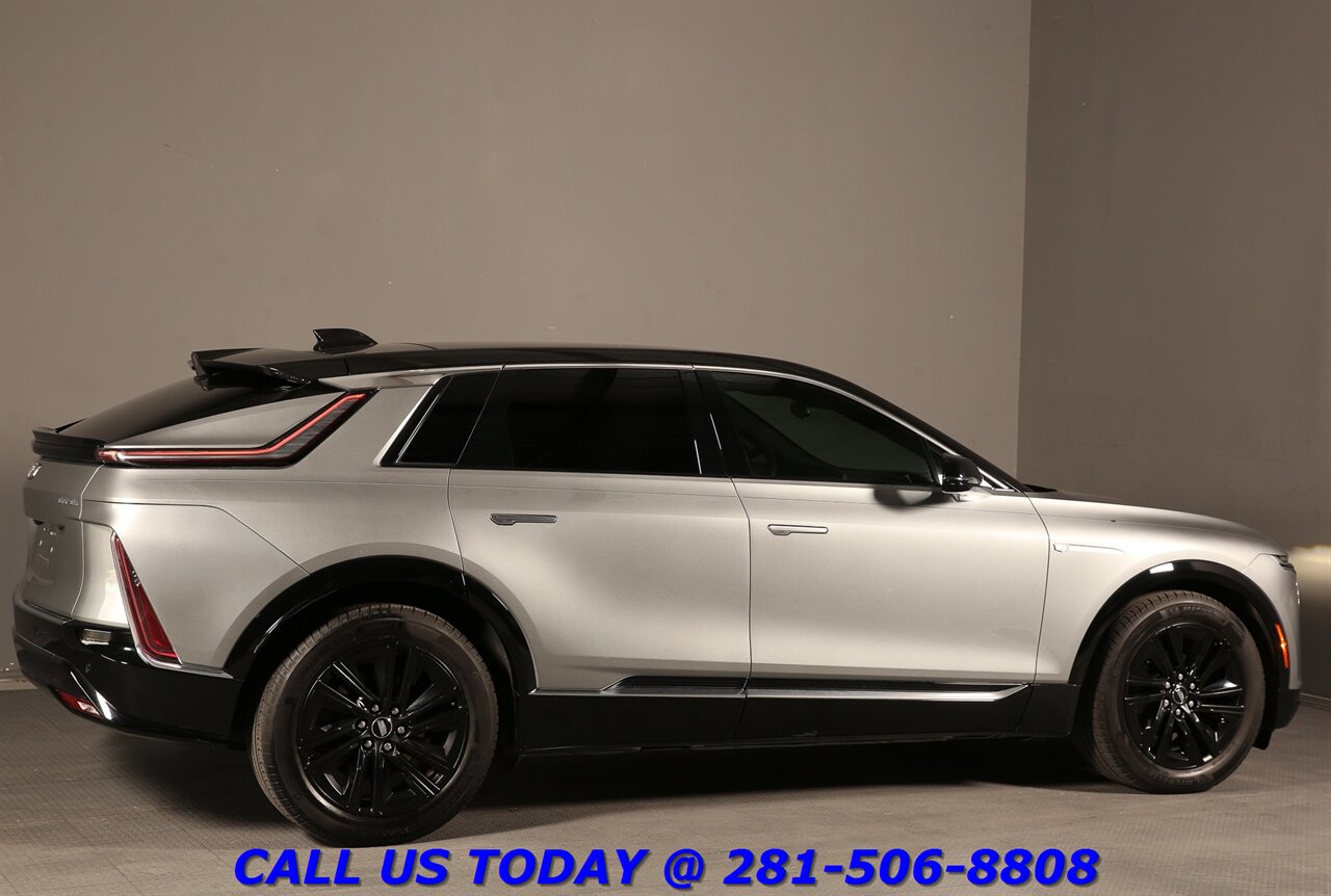 2024 Cadillac LYRIQ AWD 2024 Tech AWD 500HP NAV PANO SELF-CRUISE 26K MLS - Photo 7 - Houston, TX 77031