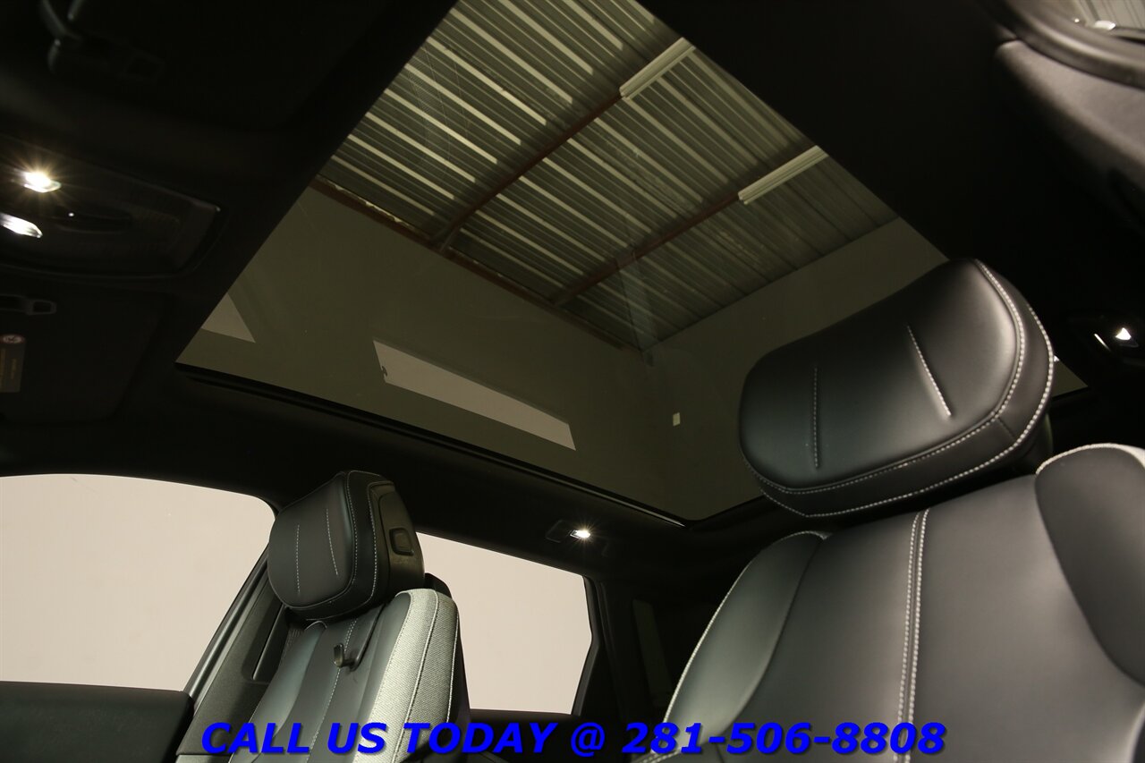 2024 Cadillac LYRIQ AWD 2024 Tech AWD 500HP NAV PANO SELF-CRUISE 26K MLS - Photo 12 - Houston, TX 77031