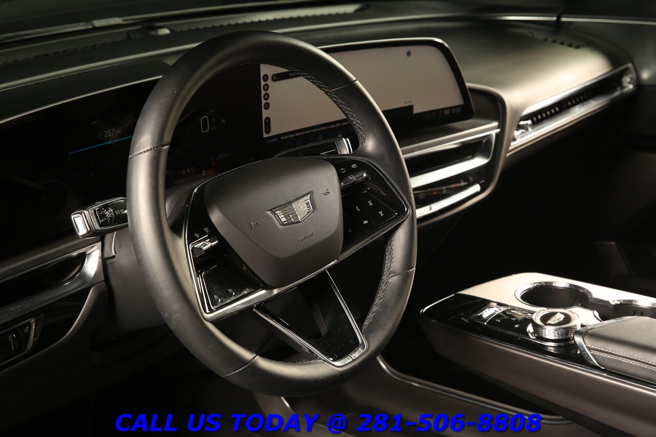 2024 Cadillac LYRIQ AWD 2024 Tech AWD 500HP NAV PANO SELF-CRUISE 26K MLS - Photo 11 - Houston, TX 77031