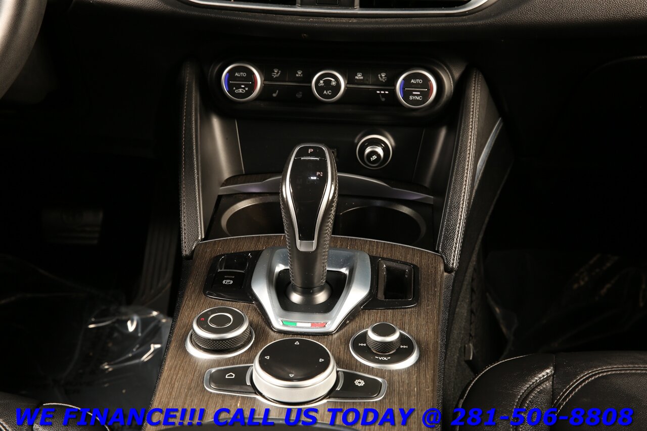 2020 Alfa Romeo Stelvio 2020 Ti AWD NAV NERO EDIZIONE PANO CAM 43K MLS   - Photo 18 - Houston, TX 77031
