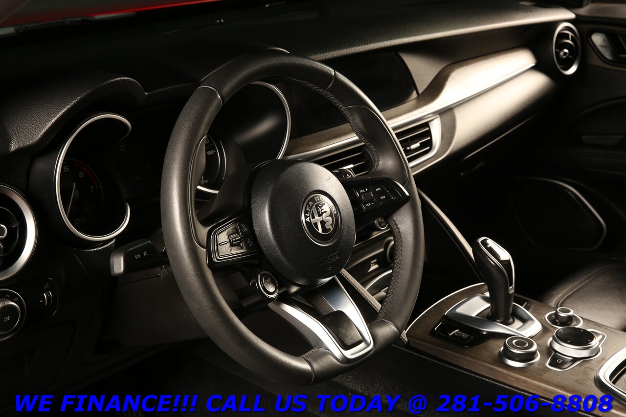 2020 Alfa Romeo Stelvio 2020 Ti AWD NAV NERO EDIZIONE PANO CAM 43K MLS   - Photo 10 - Houston, TX 77031
