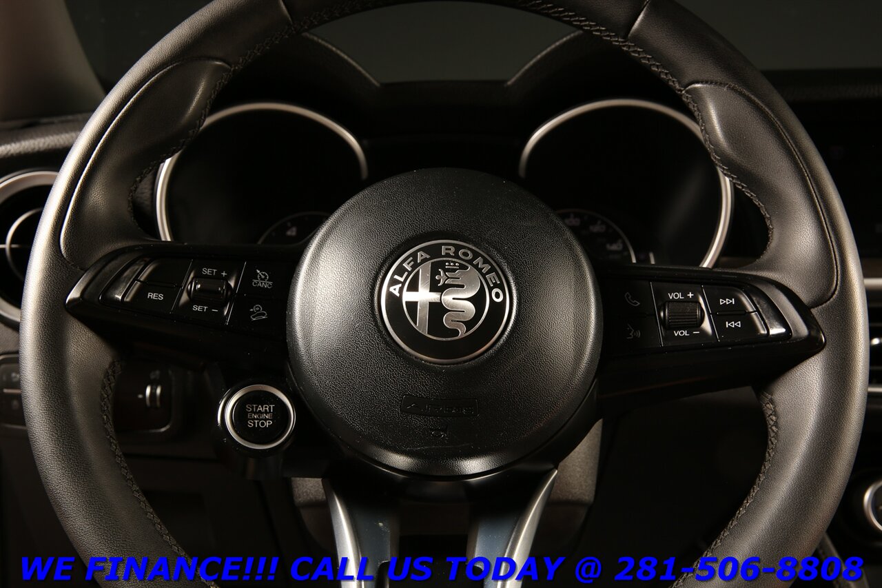 2020 Alfa Romeo Stelvio 2020 Ti AWD NAV NERO EDIZIONE PANO CAM 43K MLS   - Photo 14 - Houston, TX 77031
