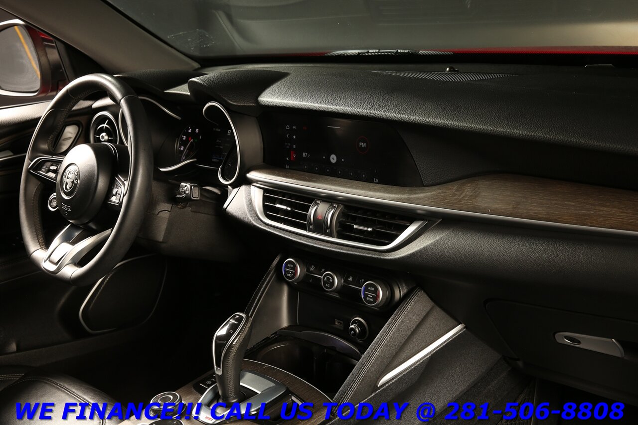 2020 Alfa Romeo Stelvio 2020 Ti AWD NAV NERO EDIZIONE PANO CAM 43K MLS   - Photo 19 - Houston, TX 77031