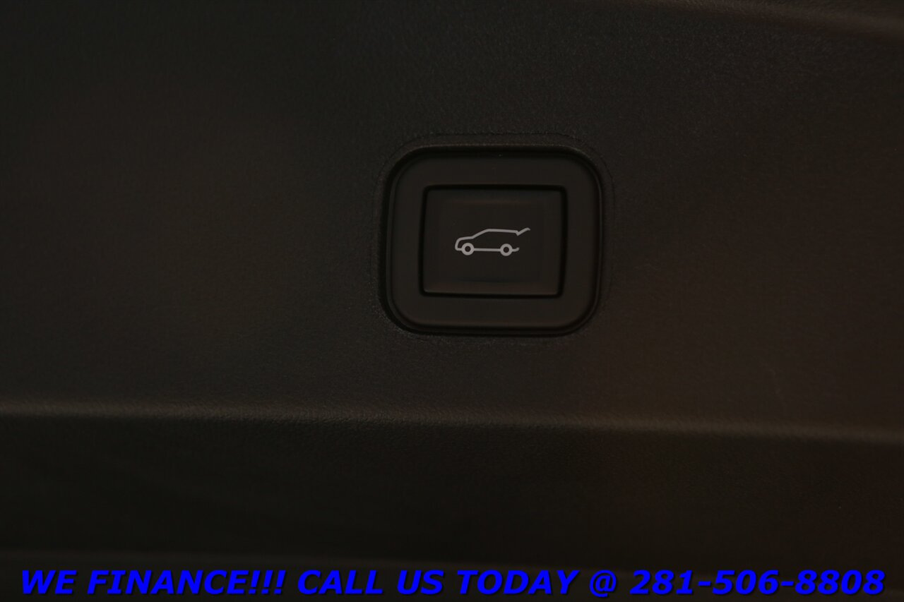 2024 Cadillac LYRIQ 2024 Luxury NAV PANO ADAPT-SELF DRIVE BLIS LEATHER   - Photo 29 - Houston, TX 77031