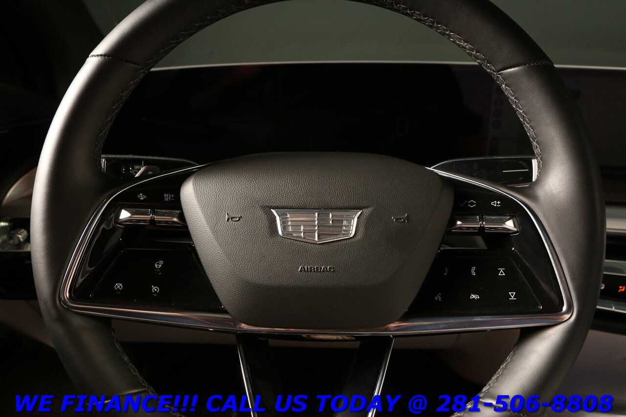 2024 Cadillac LYRIQ 2024 Luxury NAV PANO ADAPT-SELF DRIVE BLIS LEATHER   - Photo 14 - Houston, TX 77031