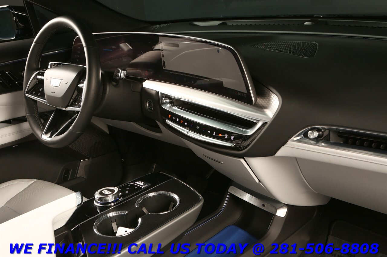 2024 Cadillac LYRIQ 2024 Luxury NAV PANO ADAPT-SELF DRIVE BLIS LEATHER   - Photo 20 - Houston, TX 77031
