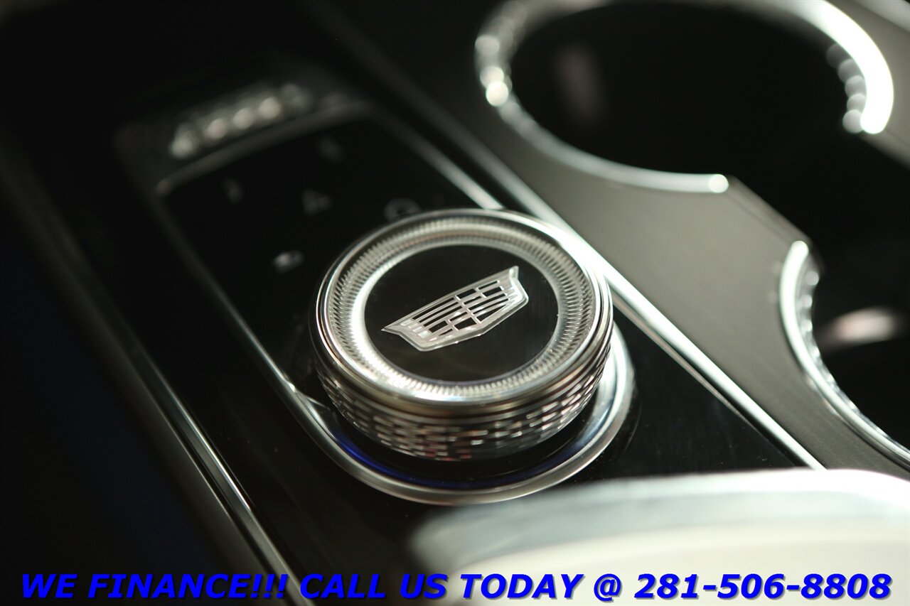 2024 Cadillac LYRIQ 2024 Luxury NAV PANO ADAPT-SELF DRIVE BLIS LEATHER   - Photo 19 - Houston, TX 77031