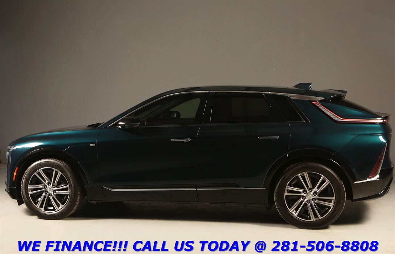 2024 Cadillac LYRIQ 2024 Luxury NAV PANO ADAPT-SELF DRIVE BLIS LEATHER   - Photo 3 - Houston, TX 77031