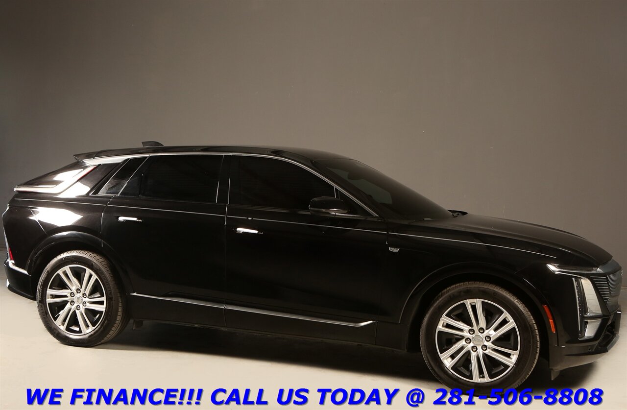 2024 Cadillac LYRIQ 2024 Tech NAV PANO ADAPT BLIND HEATSEAT 7K MILES!!   - Photo 7 - Houston, TX 77031