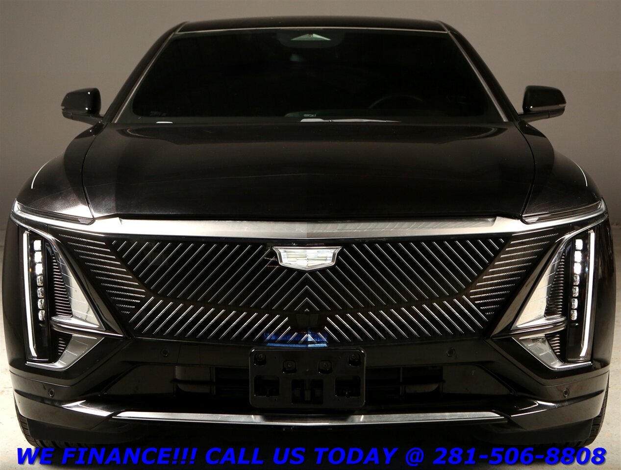 2024 Cadillac LYRIQ 2024 Tech NAV PANO ADAPT BLIND HEATSEAT 7K MILES!!   - Photo 8 - Houston, TX 77031