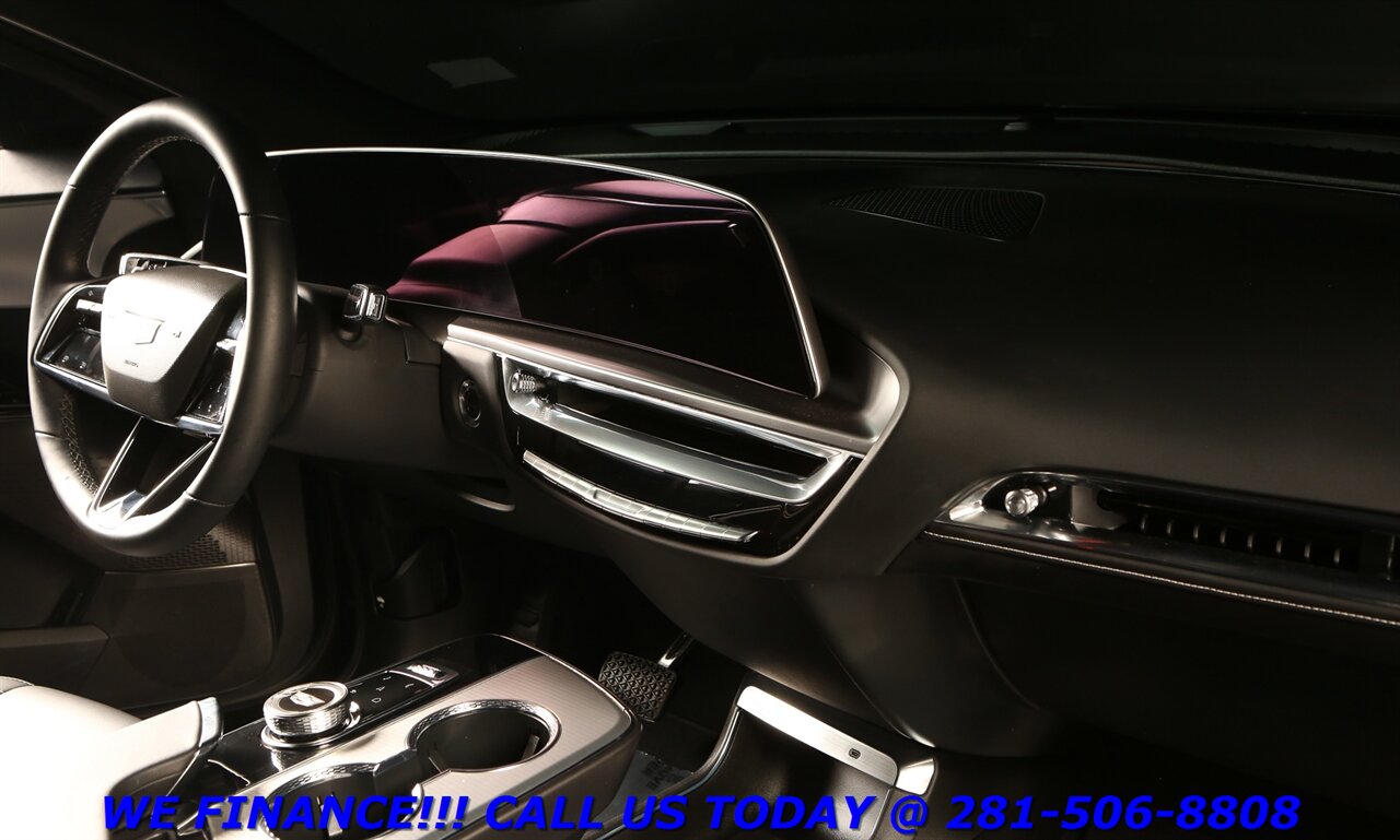 2024 Cadillac LYRIQ 2024 Tech NAV PANO ADAPT BLIND HEATSEAT 7K MILES!!   - Photo 19 - Houston, TX 77031