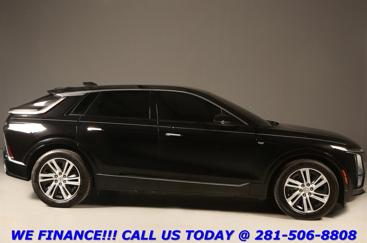 2024 Cadillac LYRIQ 2024 Tech NAV PANO ADAPT BLIND HEATSEAT 7K MILES!!   - Photo 27 - Houston, TX 77031