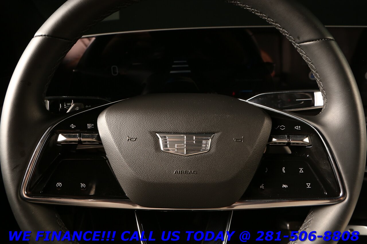 2024 Cadillac LYRIQ 2024 Tech NAV PANO ADAPT BLIND HEATSEAT 7K MILES!!   - Photo 14 - Houston, TX 77031