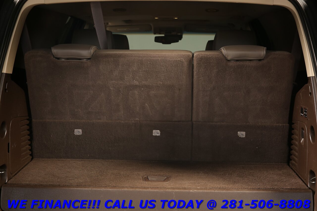 2017 GMC Yukon 2017 Denali 4x4 NAV HUD SUN ADAPT BLIND 3ROW - Photo 30 - Houston, TX 77031