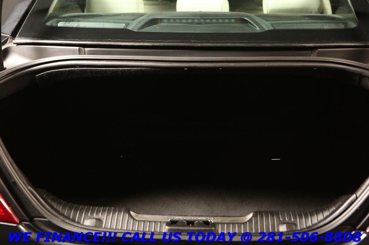 2015 Jaguar XJ 2015 XJL Portfolio AWD NAV PANO BLIS MERIDIAN 35K   - Photo 22 - Houston, TX 77031