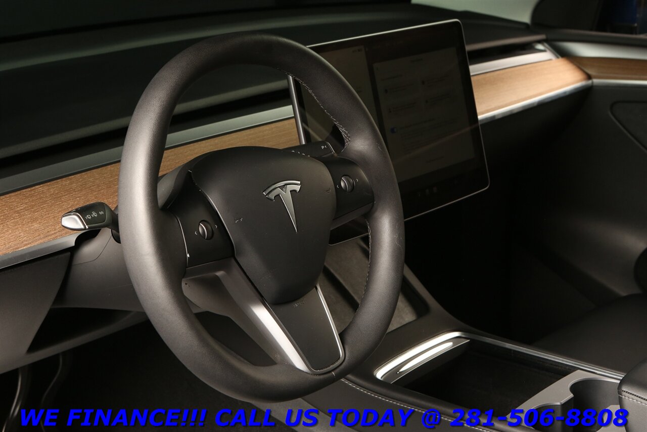 2023 Tesla Model Y 2023 Long Range AWD FSD ACCEL BOOST PANO AUTOPILOT   - Photo 10 - Houston, TX 77031