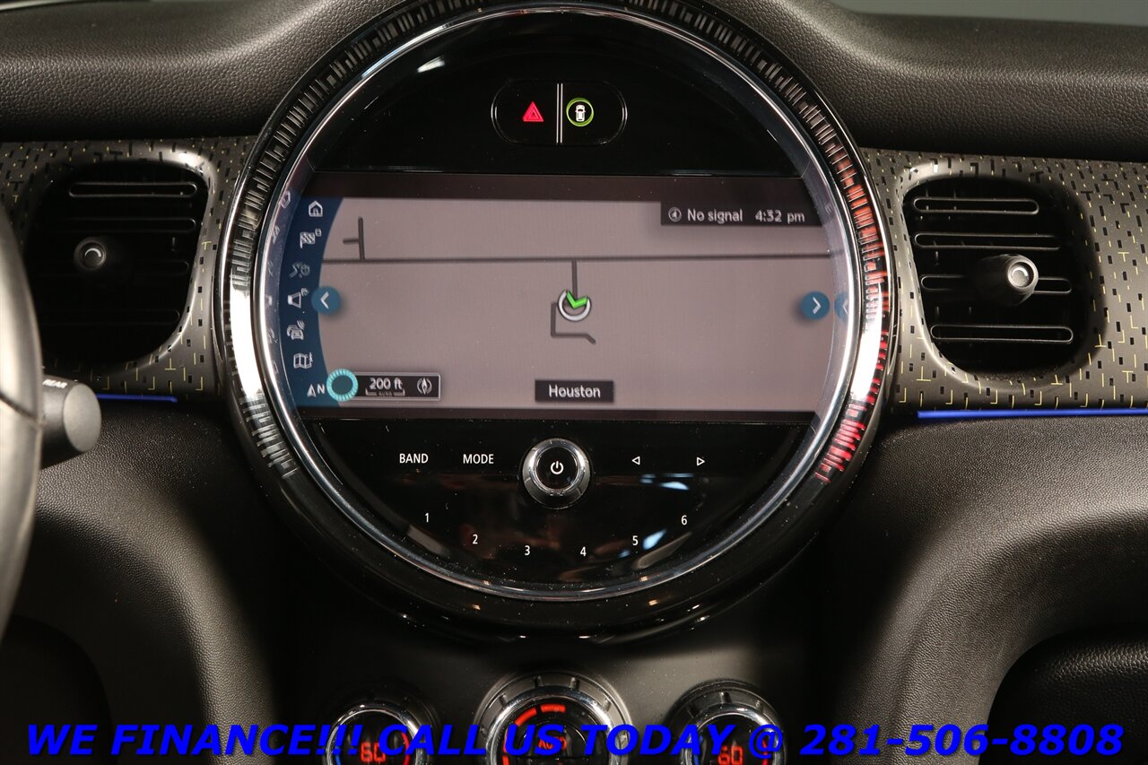 2022 MINI Cooper S Cooper SE ELECTRIC NAV HUD PANO ACTIVE CRUISE 28K   - Photo 17 - Houston, TX 77031