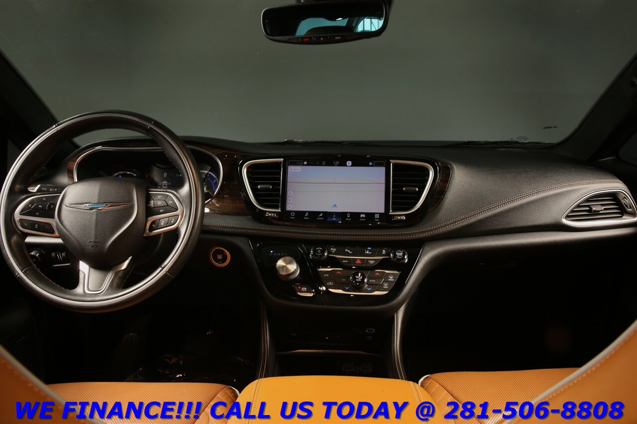 2021 Chrysler Pacifica 2021 HYBRID-PLUG Pinnacle NAV DVD PANO ADAPTCRUISE - Photo 3 - Houston, TX 77031