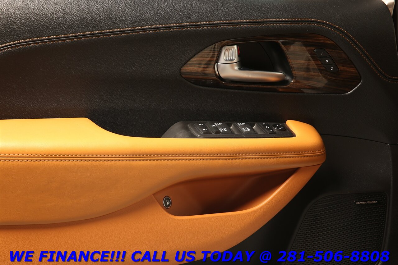 2021 Chrysler Pacifica 2021 HYBRID-PLUG Pinnacle NAV DVD PANO ADAPTCRUISE - Photo 9 - Houston, TX 77031