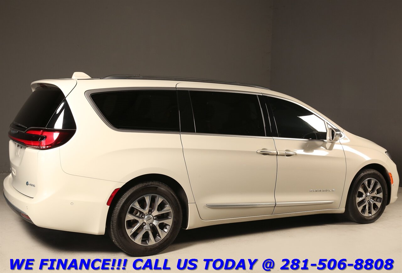 2021 Chrysler Pacifica 2021 HYBRID-PLUG Pinnacle NAV DVD PANO ADAPTCRUISE - Photo 6 - Houston, TX 77031