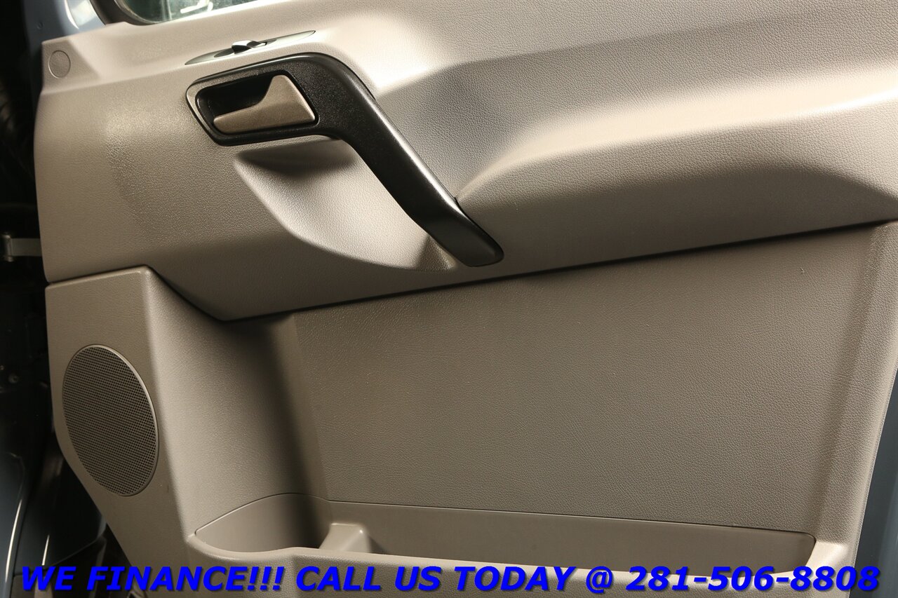 2018 Mercedes-Benz Sprinter 2018 2500 DIESEL CARGO VAN HIGH ROOF CAMERA 78K   - Photo 18 - Houston, TX 77031