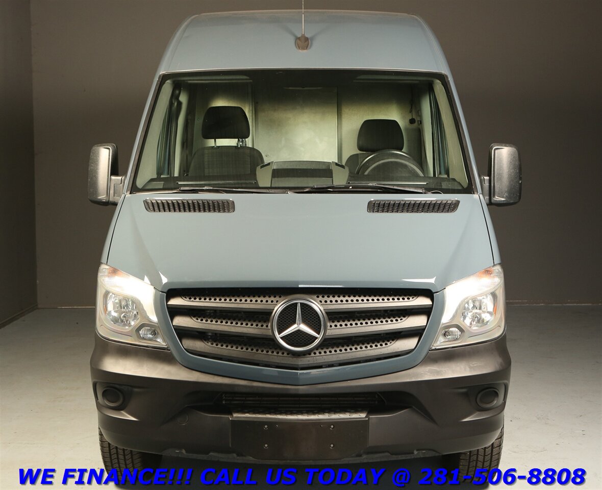 2018 Mercedes-Benz Sprinter 2018 2500 DIESEL CARGO VAN HIGH ROOF CAMERA 78K   - Photo 8 - Houston, TX 77031