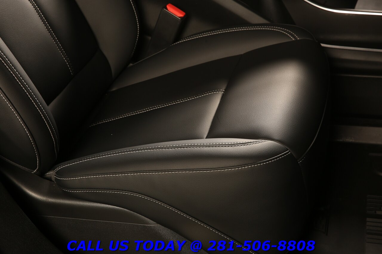 2024 Cadillac LYRIQ 2024 Tech NAV PANO ADAPTCRUISE CARPLAY 360C 20K Mi   - Photo 21 - Houston, TX 77031