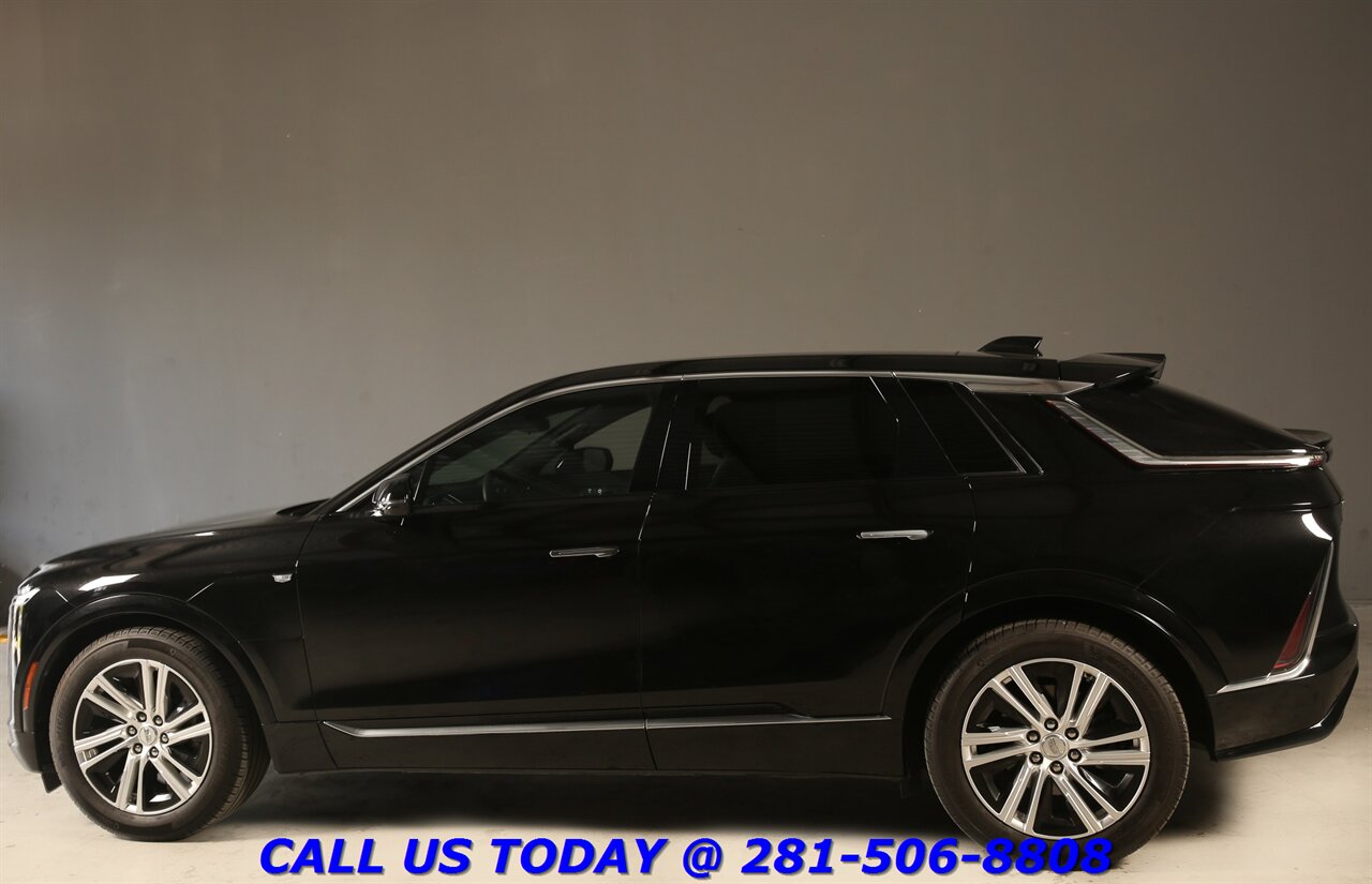 2024 Cadillac LYRIQ 2024 Tech NAV PANO ADAPTCRUISE CARPLAY 360C 20K Mi   - Photo 4 - Houston, TX 77031
