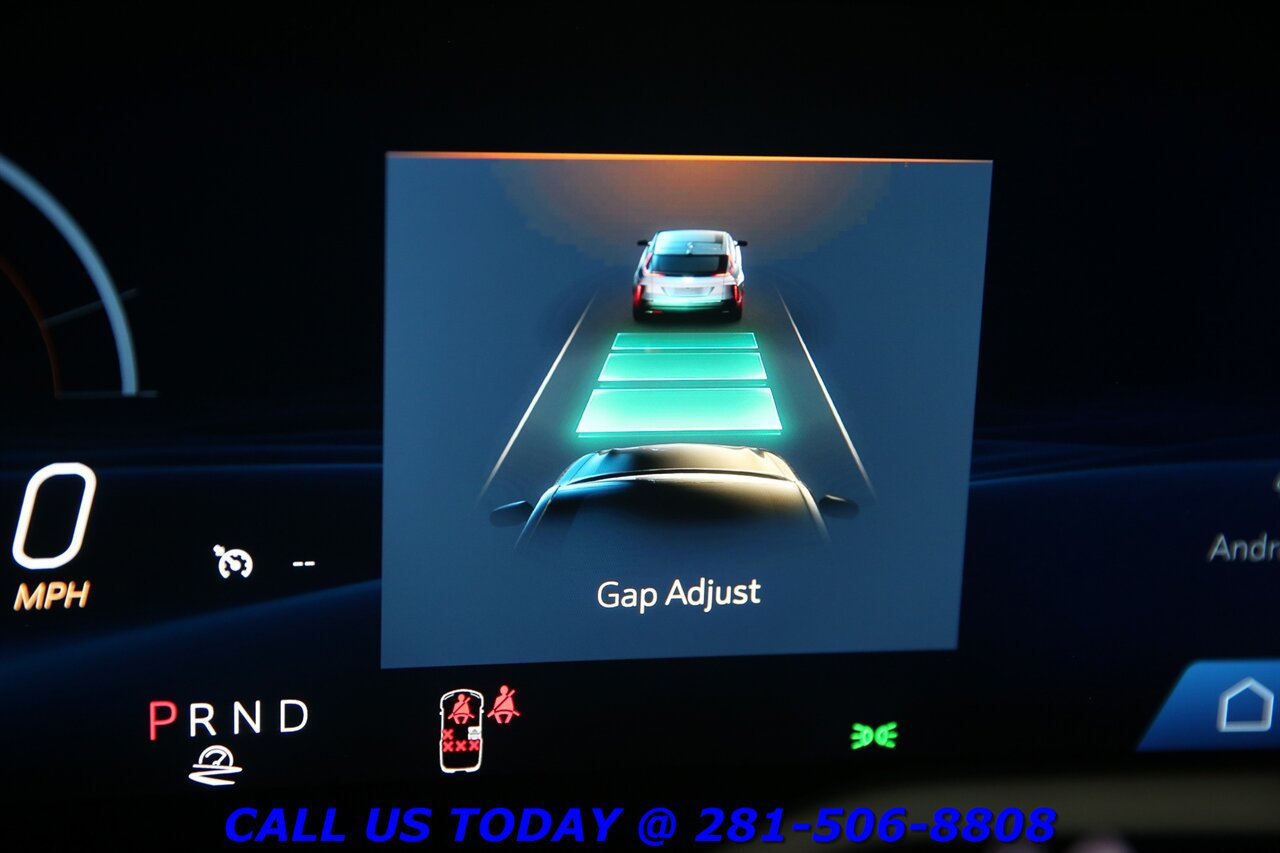 2024 Cadillac LYRIQ 2024 Tech NAV PANO ADAPTCRUISE CARPLAY 360C 20K Mi   - Photo 16 - Houston, TX 77031
