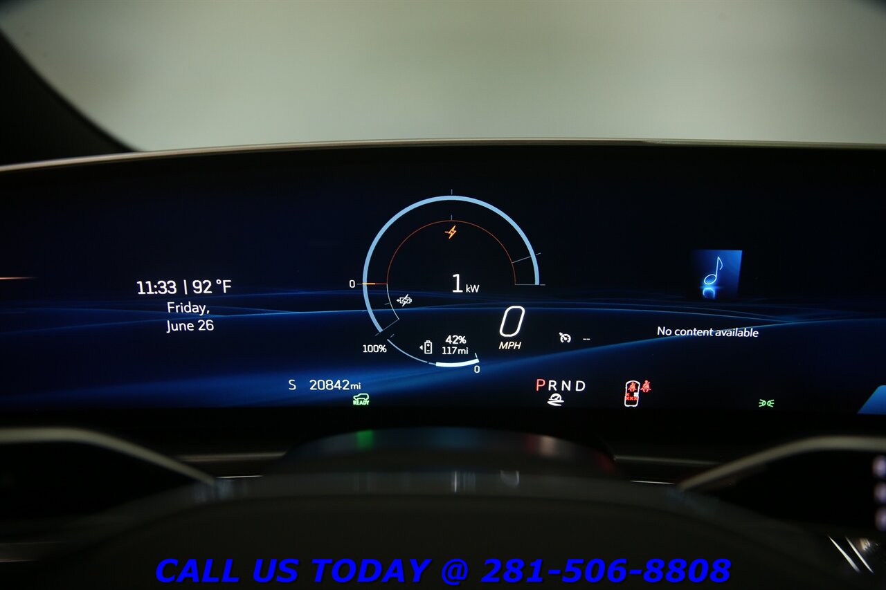 2024 Cadillac LYRIQ 2024 Tech NAV PANO ADAPTCRUISE CARPLAY 360C 20K Mi   - Photo 15 - Houston, TX 77031