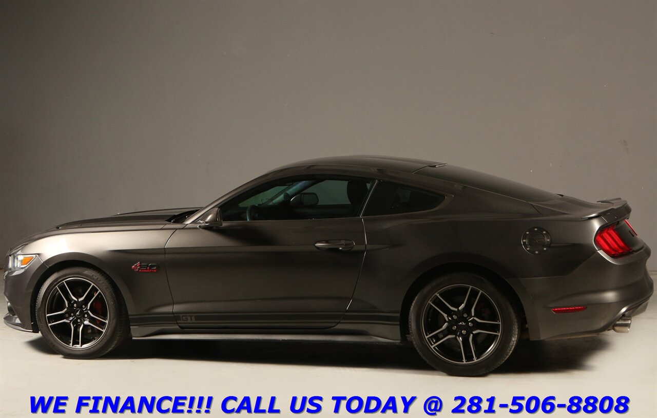 2017 Ford Mustang 2017 GT PREMIUM 5.0 V8 MANUAL 6-SPEED KEYGO CAMERA   - Photo 4 - Houston, TX 77031