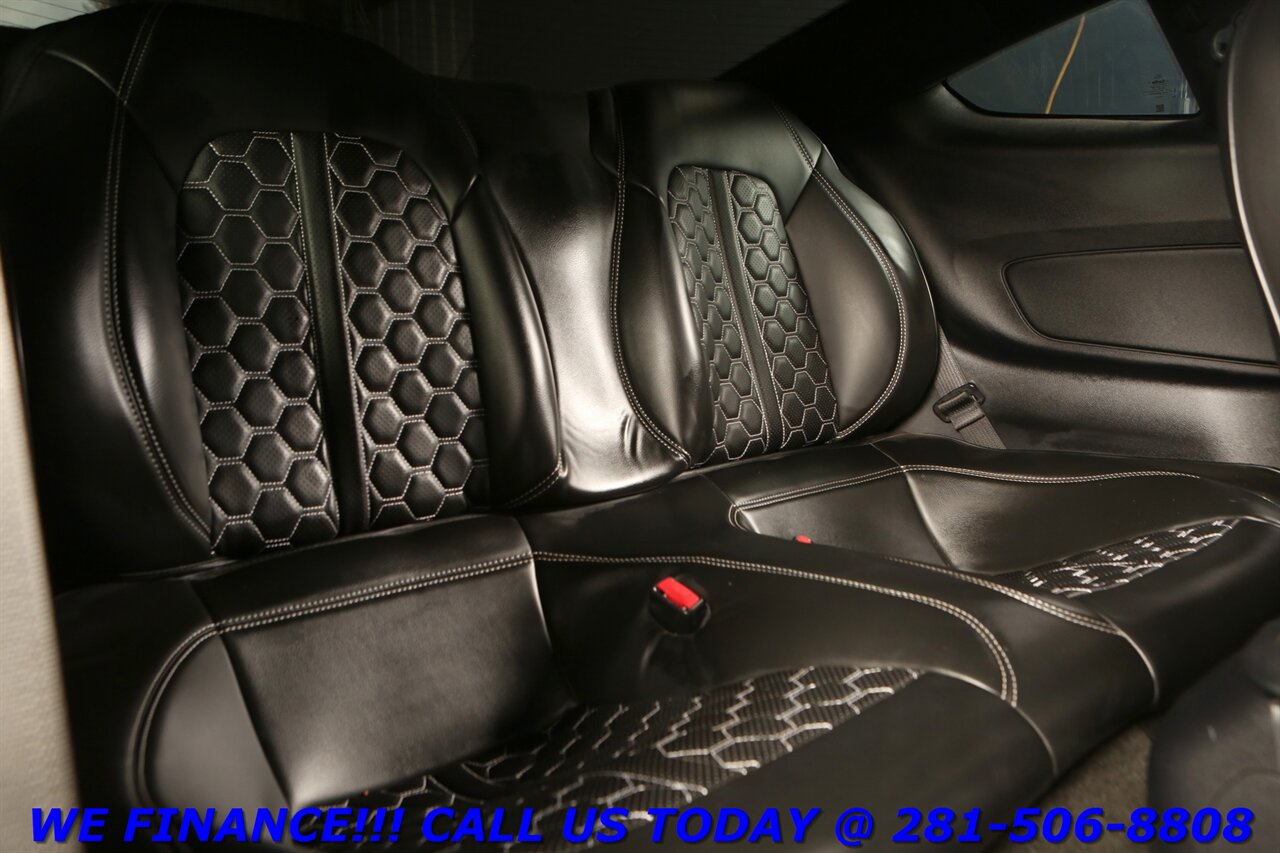 2017 Ford Mustang 2017 GT PREMIUM 5.0 V8 MANUAL 6-SPEED KEYGO CAMERA   - Photo 21 - Houston, TX 77031