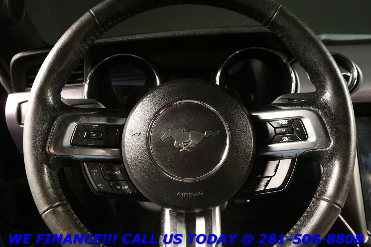 2017 Ford Mustang 2017 GT PREMIUM 5.0 V8 MANUAL 6-SPEED KEYGO CAMERA   - Photo 13 - Houston, TX 77031