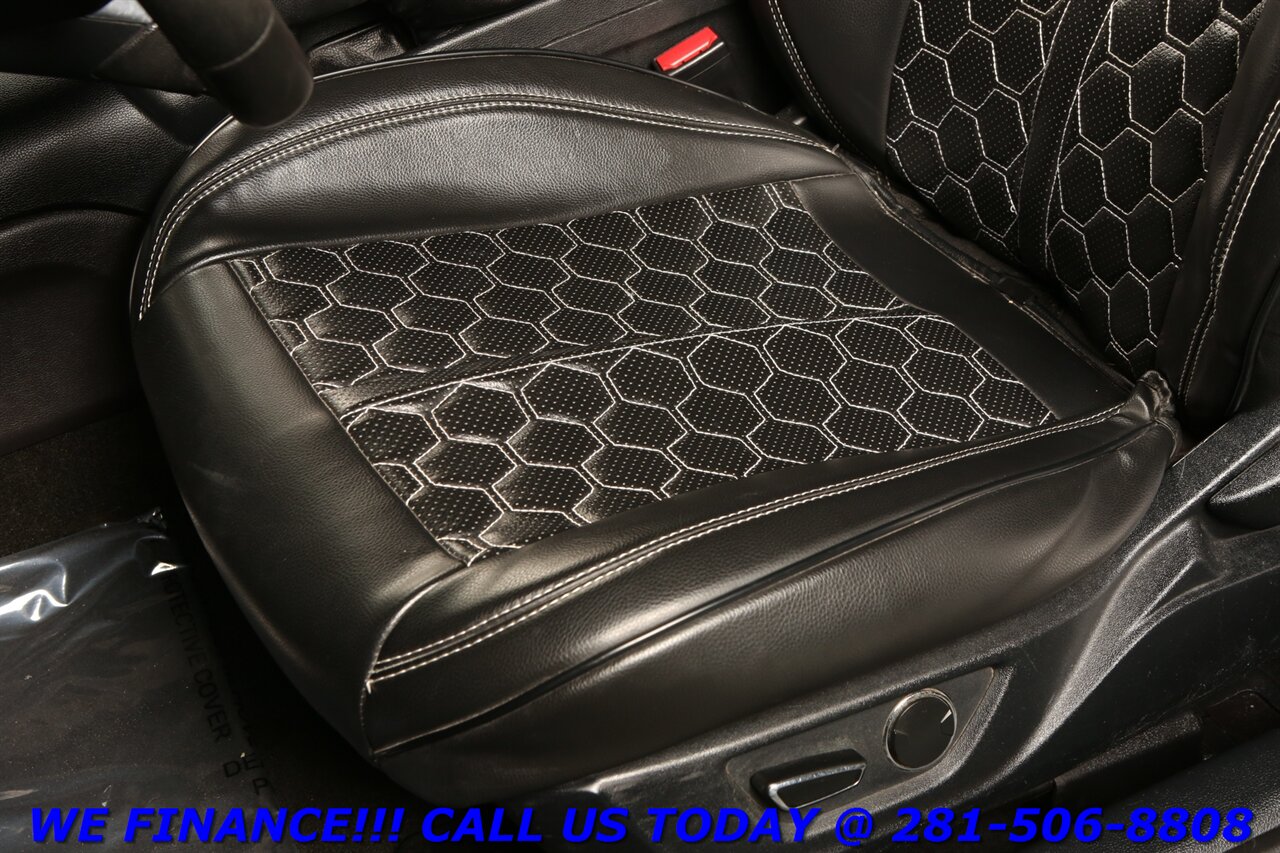 2017 Ford Mustang 2017 GT PREMIUM 5.0 V8 MANUAL 6-SPEED KEYGO CAMERA   - Photo 12 - Houston, TX 77031