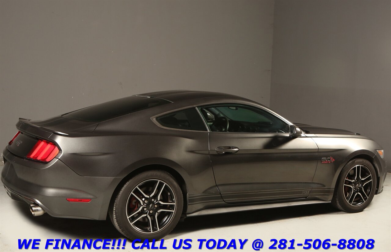 2017 Ford Mustang 2017 GT PREMIUM 5.0 V8 MANUAL 6-SPEED KEYGO CAMERA   - Photo 6 - Houston, TX 77031