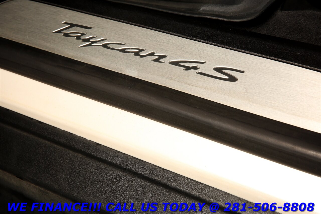 2020 Porsche Taycan 2020 4S AWD 93 PERFORMANCE BATT NAV PANO LANE CAM   - Photo 9 - Houston, TX 77031