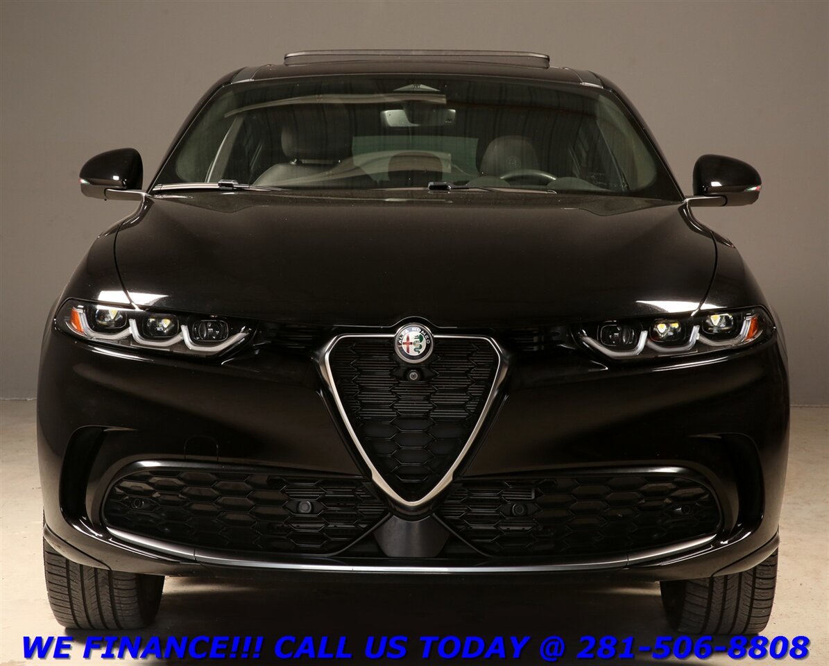 2024 Alfa Romeo Tonale Hybrid 2024 Ti eAWD PLUG-IN HYBRID NAV SUN 360CAM 25K Mi - Photo 8 - Houston, TX 77031