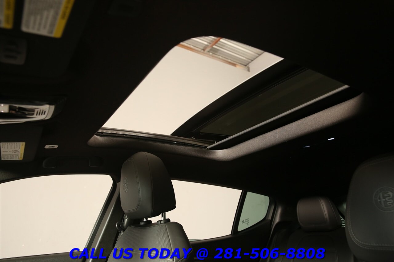 2024 Alfa Romeo Tonale Hybrid 2024 Ti eAWD PLUG-IN HYBRID NAV SUN 360CAM 25K Mi   - Photo 11 - Houston, TX 77031