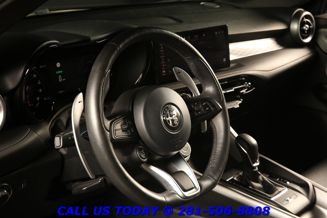 2024 Alfa Romeo Tonale Hybrid 2024 Ti eAWD PLUG-IN HYBRID NAV SUN 360CAM 25K Mi   - Photo 10 - Houston, TX 77031