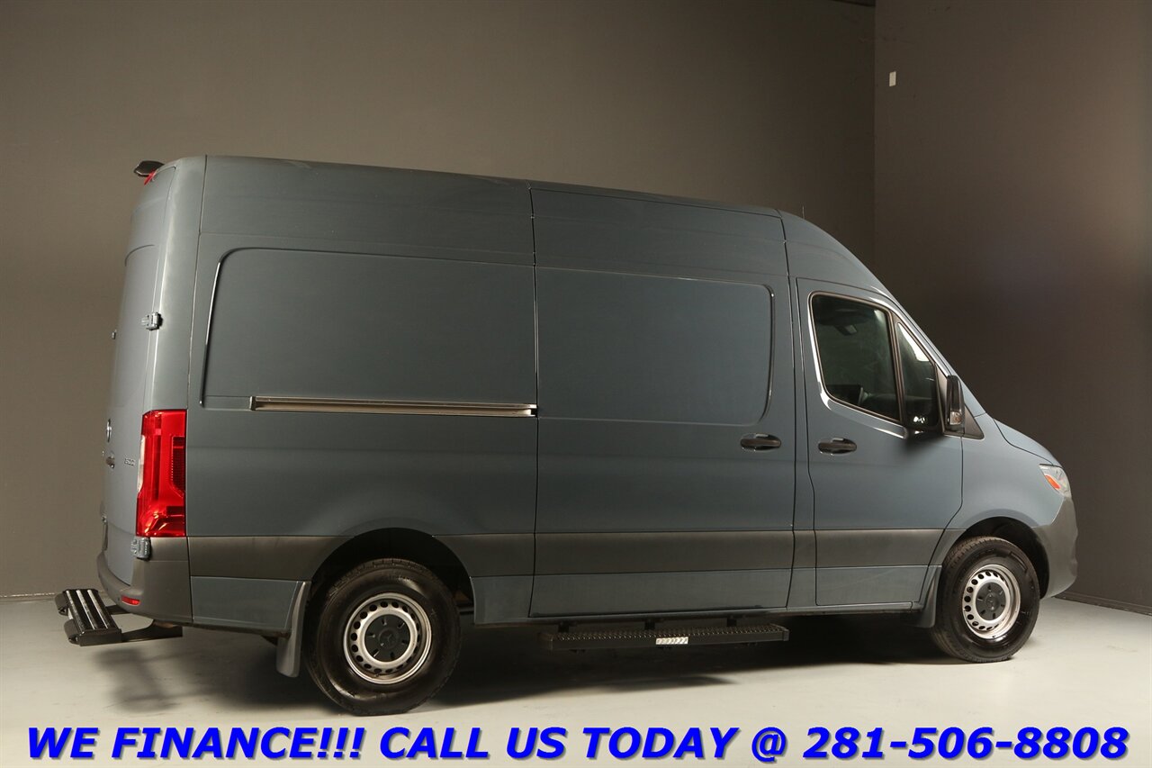 2019 Mercedes-Benz Sprinter 2019 2500 DIESEL CARGO VAN HIGH ROOF CAMERA 62K   - Photo 6 - Houston, TX 77031