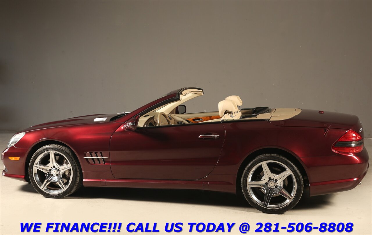 2012 Mercedes-Benz 2012 SL 550 CONVERTIBLE NAV PANO MASSAGE 65K MLS - Photo 4 - Houston, TX 77031