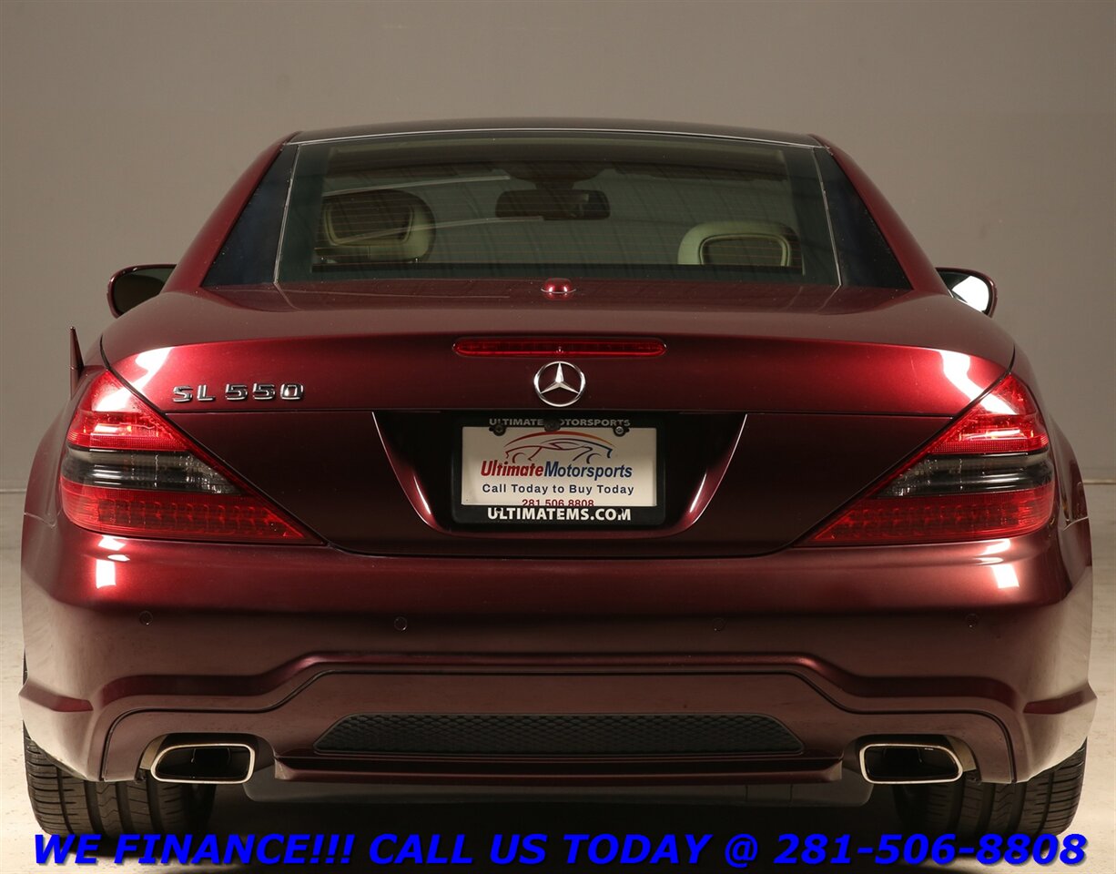 2012 Mercedes-Benz 2012 SL 550 CONVERTIBLE NAV PANO MASSAGE 65K MLS - Photo 5 - Houston, TX 77031