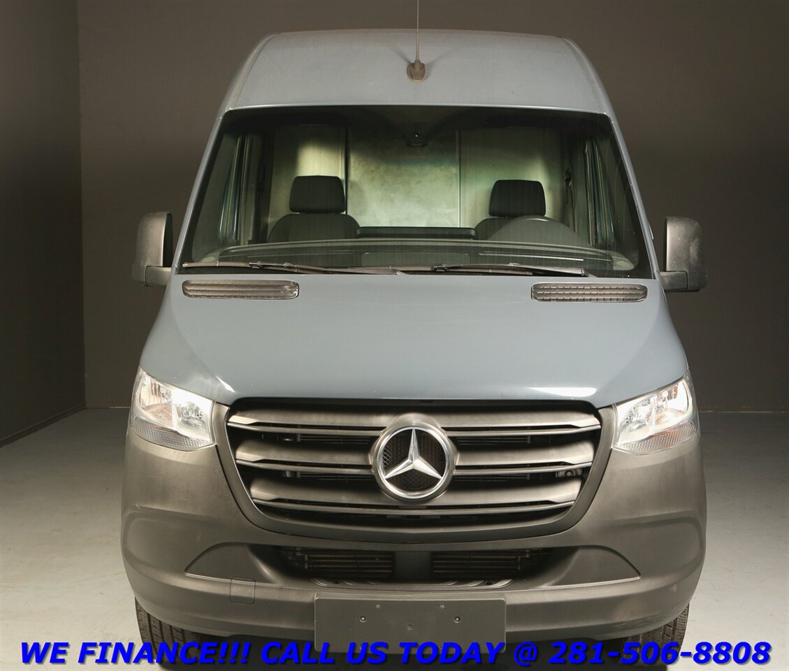 2019 Mercedes-Benz Sprinter 2019 2500 DIESEL CARGO VAN HIGH ROOF COMMERCIAL - Photo 8 - Houston, TX 77031