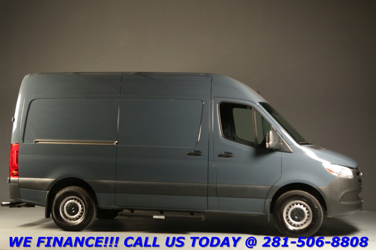 2019 Mercedes-Benz Sprinter 2019 2500 DIESEL CARGO VAN HIGH ROOF COMMERCIAL - Photo 7 - Houston, TX 77031