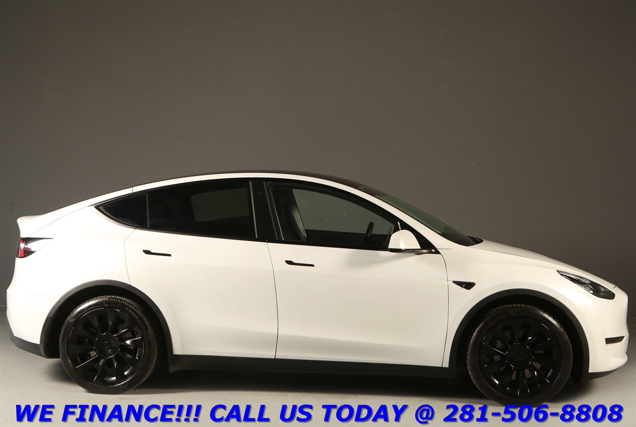 2023 Tesla Model Y 2023 Long Range AWD FSD NAV PANO BLIND 31K   - Photo 28 - Houston, TX 77031